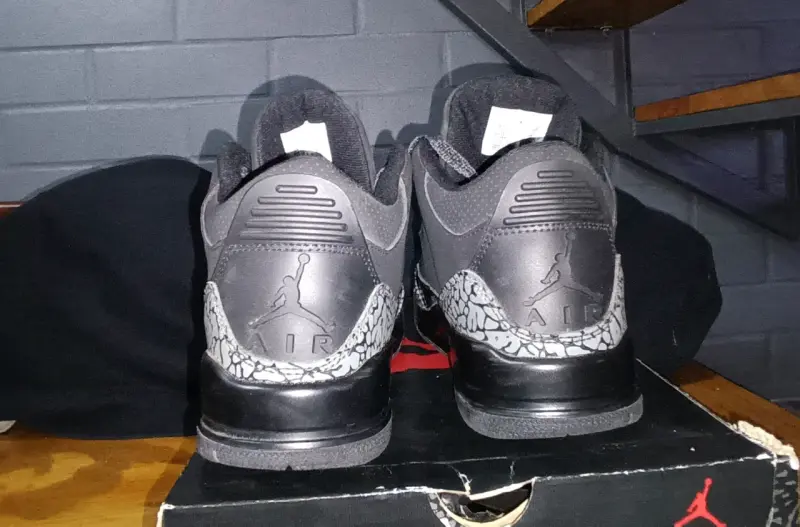Zapatillas deportivas negras Air Jordan retro - 5
