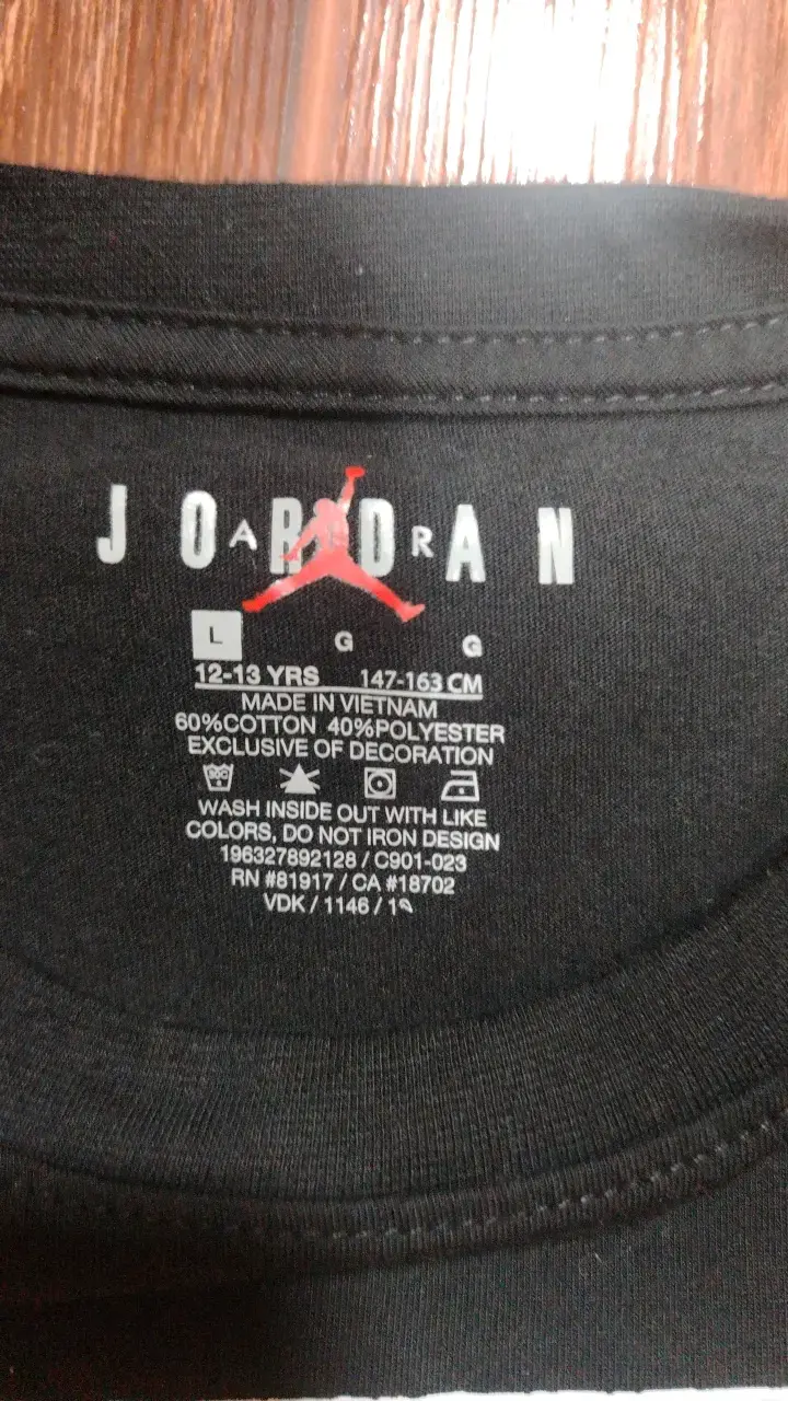 Polera JORDAN NUEVA Talla L - 4