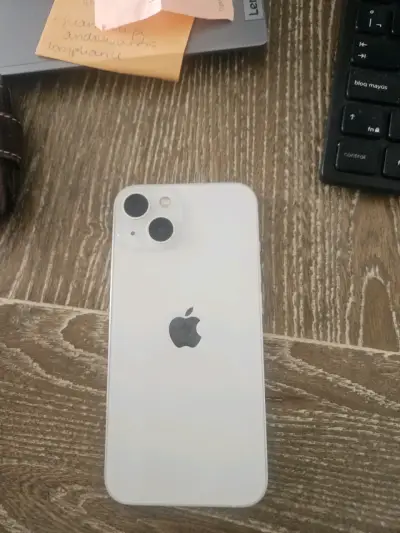 iPhone blanco en buen estado - miniatura 4