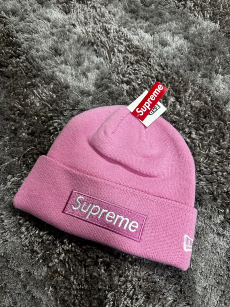Gorro rosa Supreme estilo urbano - 2