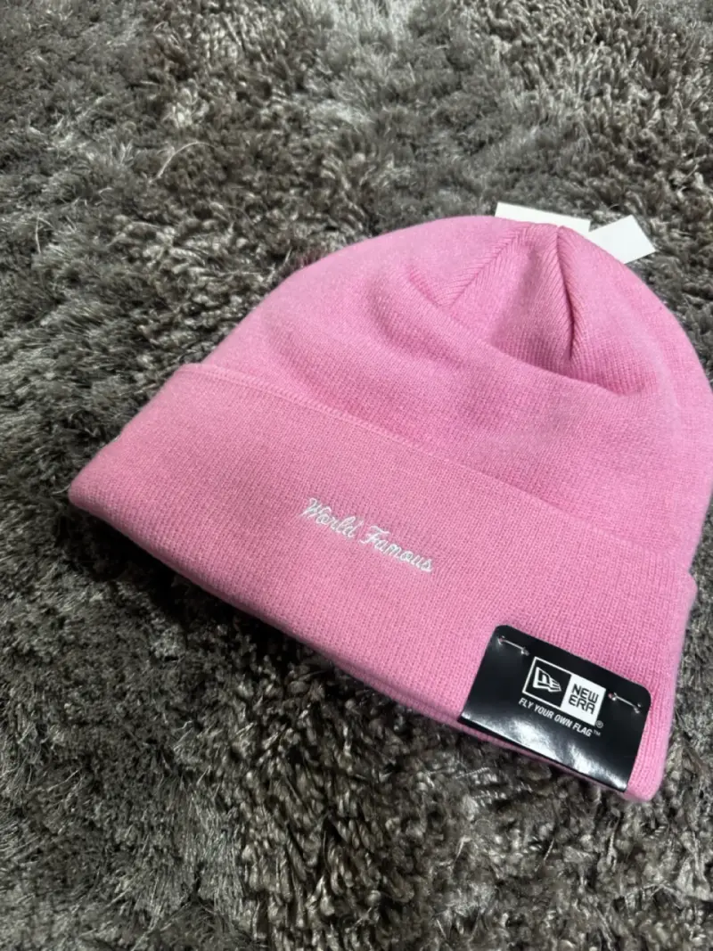 Gorro rosa Supreme estilo urbano - 3
