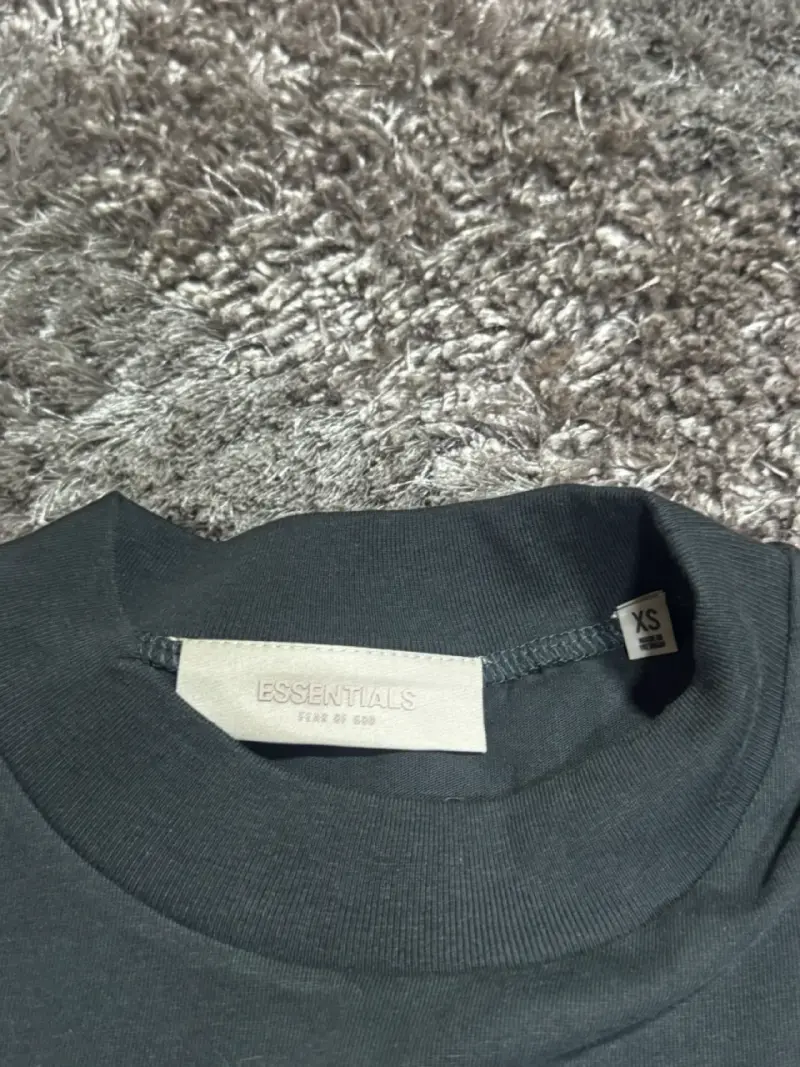 Polera Essentials Fear of God negra - 3