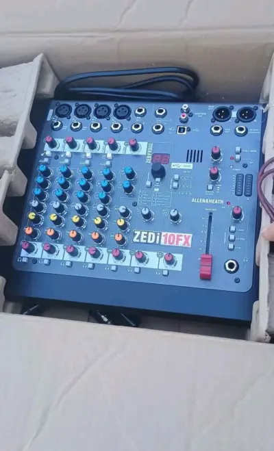 Mesa Allen &heat zedi 10fx sin uso - miniatura 1