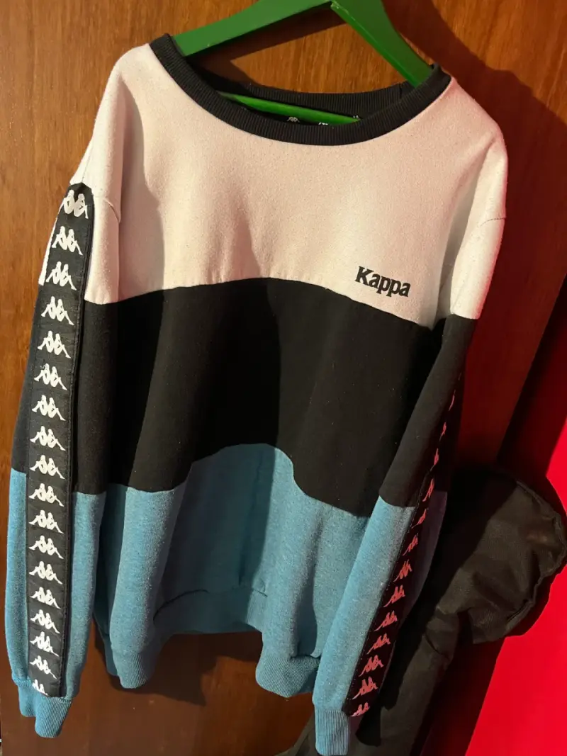 Polerón Kappa tricolor con logo en mangas - 1