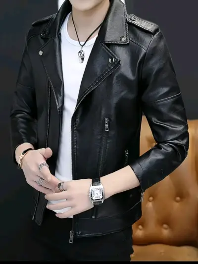 Chaqueta de cuero negra para hombre estilo biker - miniatura 3