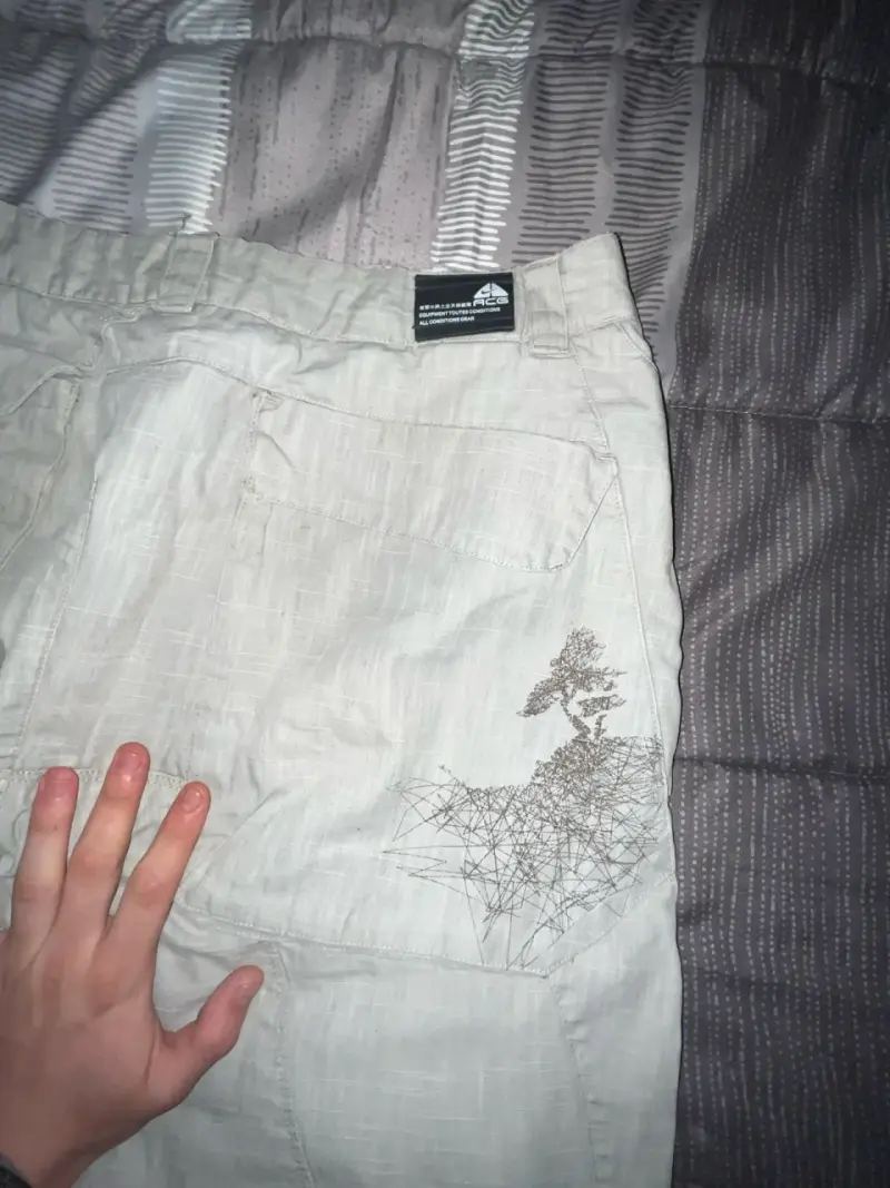 Pantalones cargo beige Nike ACG talla 34 - 5