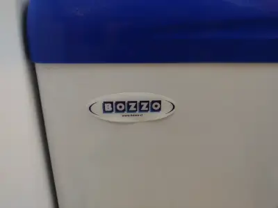 Congelador horizontal con tapa de vidrio Bozzo 250 - miniatura 4