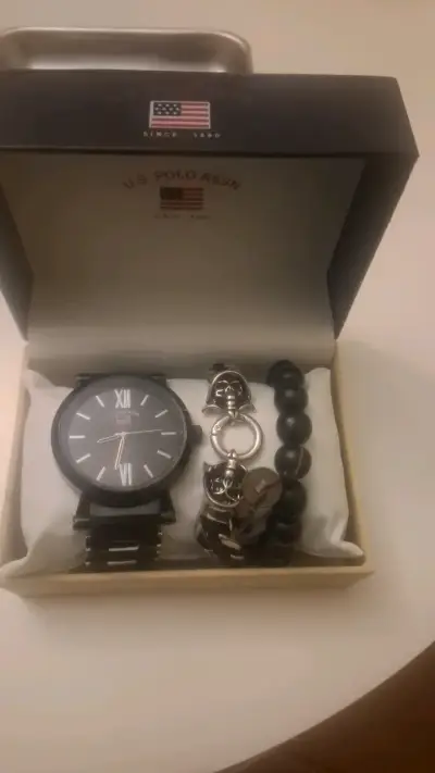 Reloj U.S. Polo Assn. con pulsera y llavero - miniatura 1