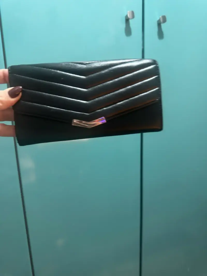 Billetera de mano negra elegante para mujer - 1