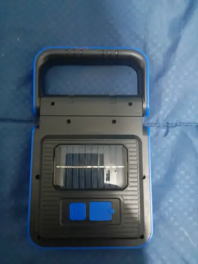 Linterna solar portátil recargable LED - miniatura 1