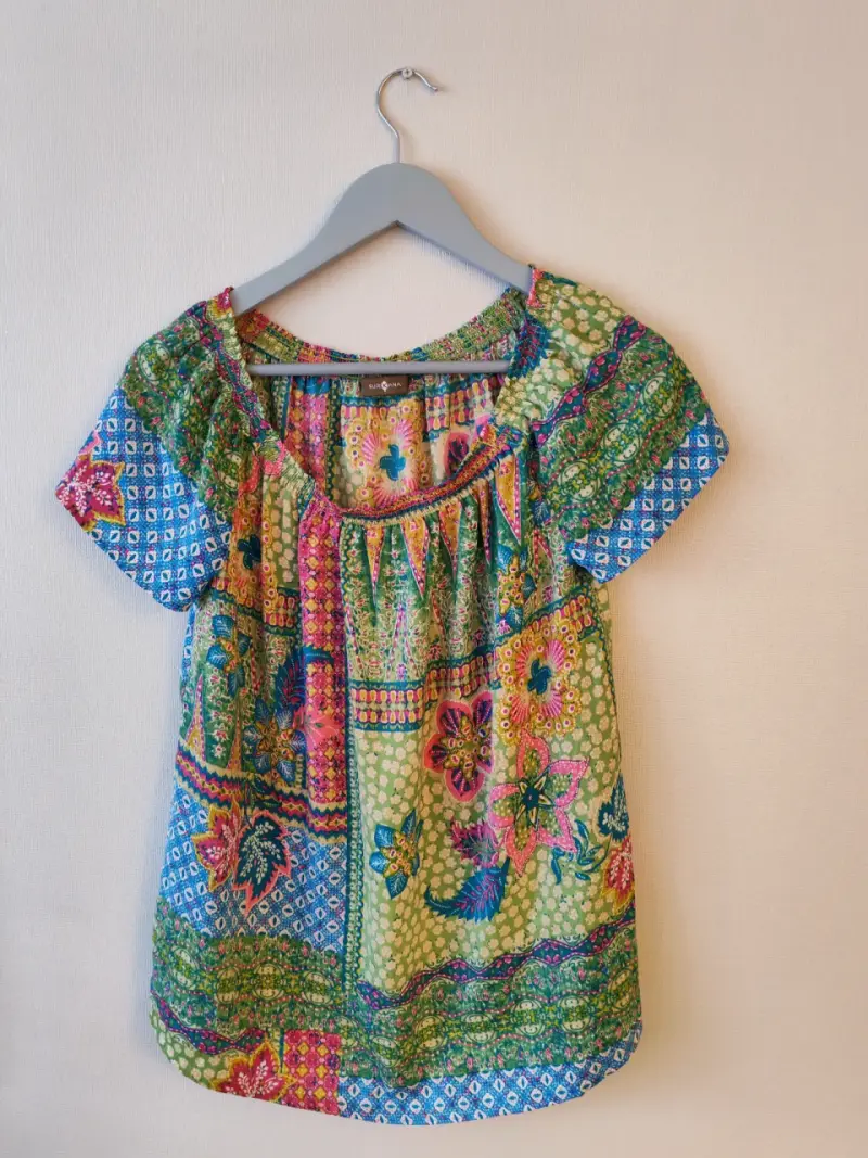 Blusa estampada colores - 1