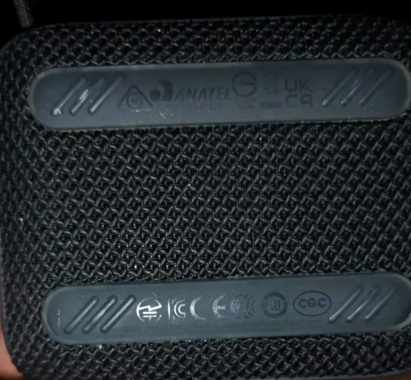 Parlante portátil Bluetooth resistente al agua - 1