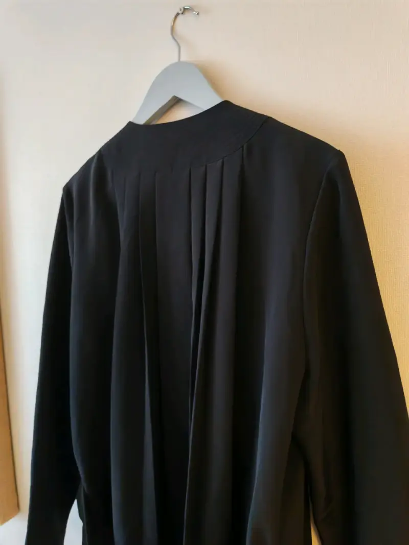 Blazer negro elegante - 5