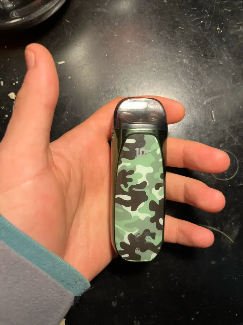 Vaporizador compacto con diseño camuflaje - 4
