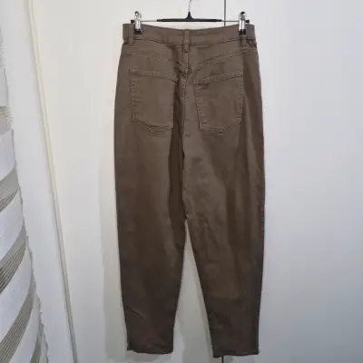 Pantalon h&M talla 38 - miniatura 4