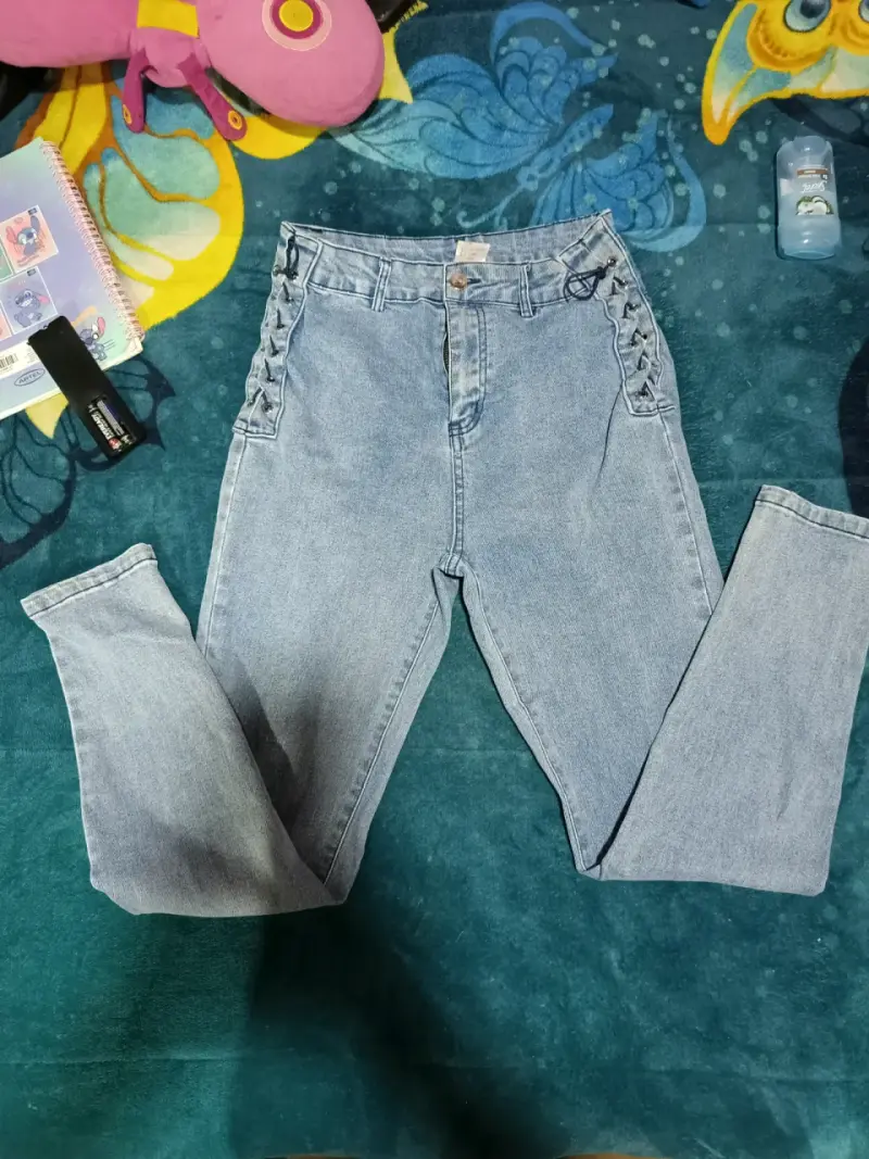 Jeans de mujer trenzados a los laterales - 1