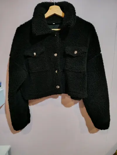 Chaqueta de lana negra para mujer - miniatura 1