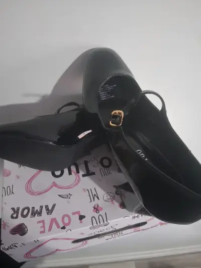 Zapatos de charol - miniatura 2