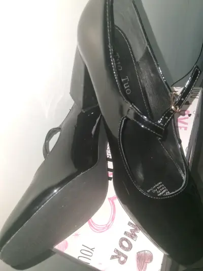 Zapatos de charol - miniatura 4