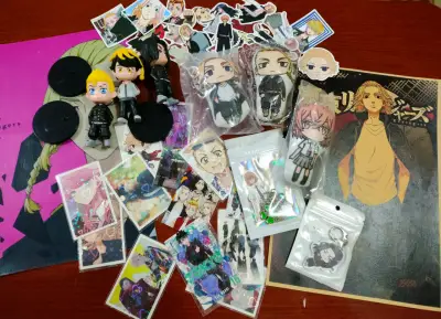 Set de figuras y stickers tokyo revengers - miniatura 1