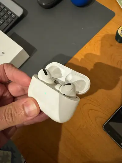 AirPods Pro 1 - miniatura 1