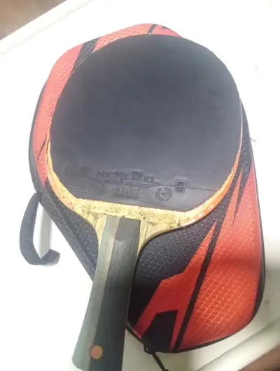 Paleta de ping pong Butterfly con funda - miniatura 2