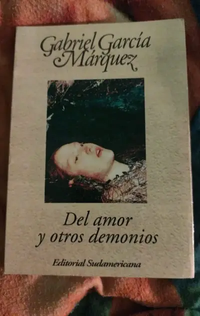 Libro Del amor y otros demonios de Gabriel García - miniatura 1