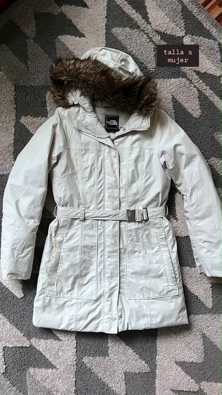 The North Face con capucha talla S