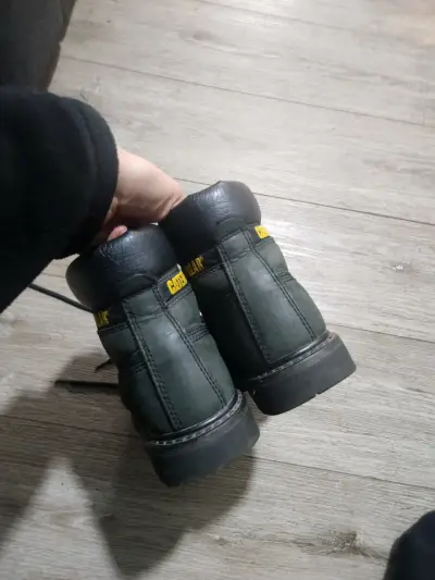Botas Caterpillar de cuero  negro  para hombre - miniatura 1