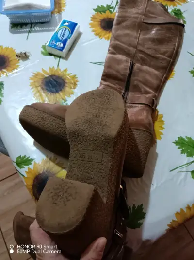 Botas de cuero marrón con plataforma - miniatura 2