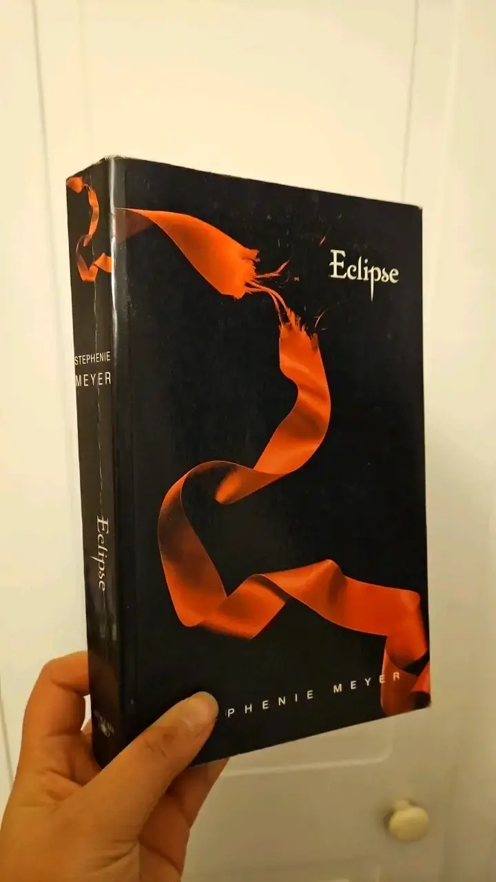 Saga Crepúsculo de Stephenie Mey - 4