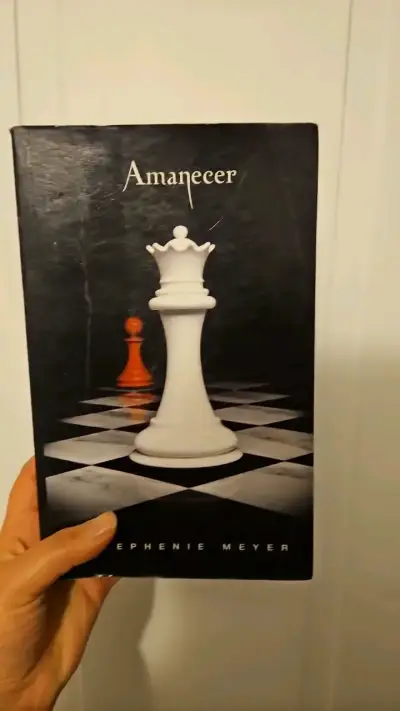 Saga Crepúsculo de Stephenie Mey - miniatura 5