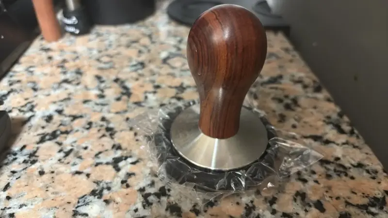 Tamper de café de acero inoxidable (58mm) y madera - 2