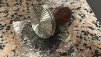 Tamper de café de acero inoxidable (58mm) y madera - miniatura 3