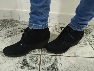 Botines de gamuza negros para mujer - miniatura 1