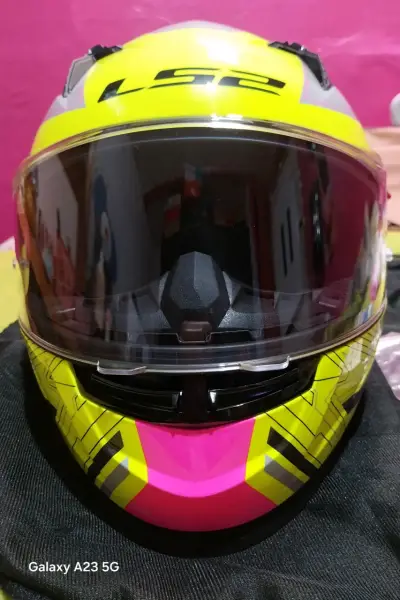 Casco de moto LS2 - miniatura 1