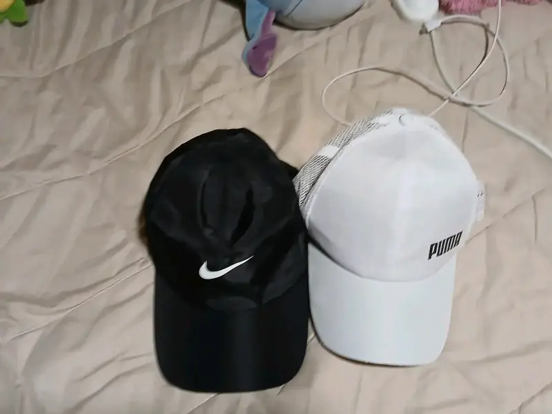 Set de Gorros Nike y Puma Unisex