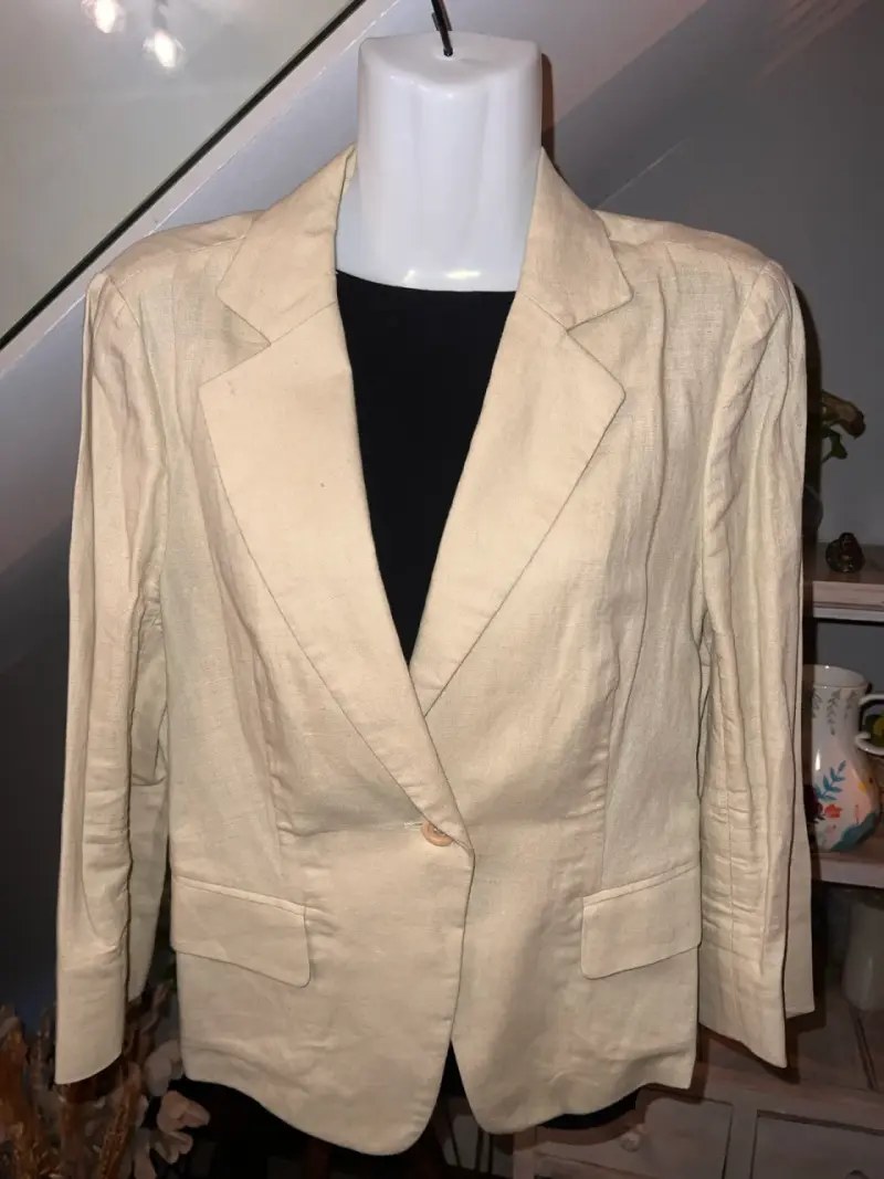 Blazer beige de lino para mujer - 1