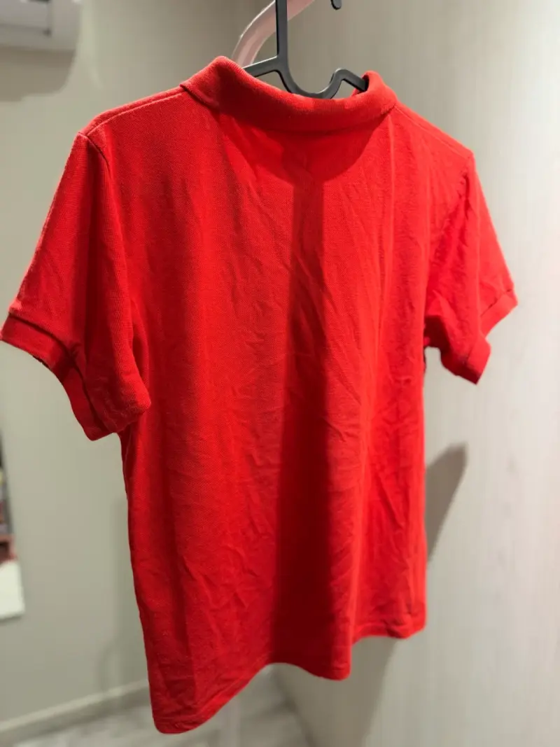 Poleras tipo polo para niños en rojo y negro - 2