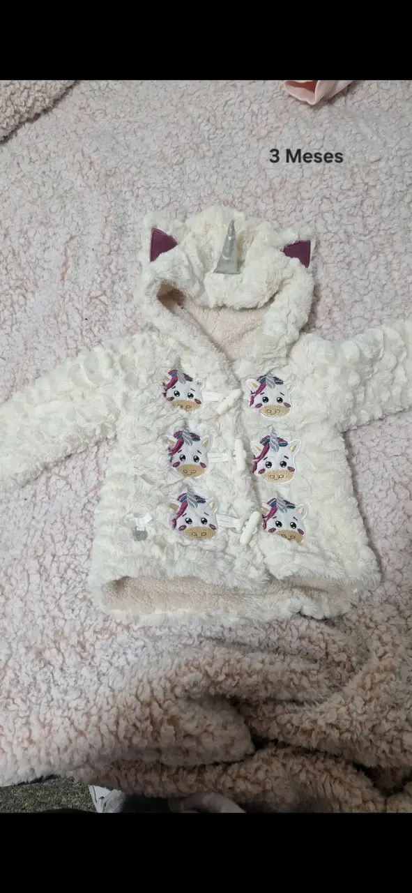 Abrigo de bebé con diseño de unicornio 3 meses