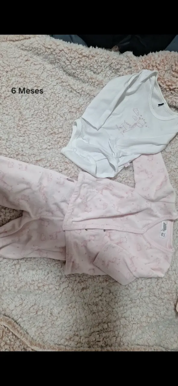 Conjunto de bebé 3 meses con diseño de conejo