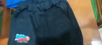 Conjunto de polerón y pantalón SuperZings para niños - miniatura 4