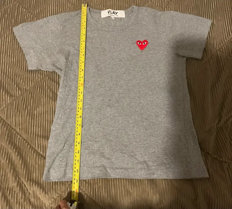 Polera gris cdg (57 de largo y de ancho 41) - 1