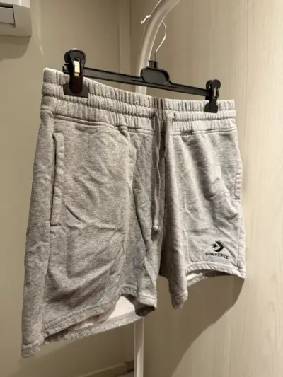 Shorts deportivos grises Converse para hombre - miniatura 1