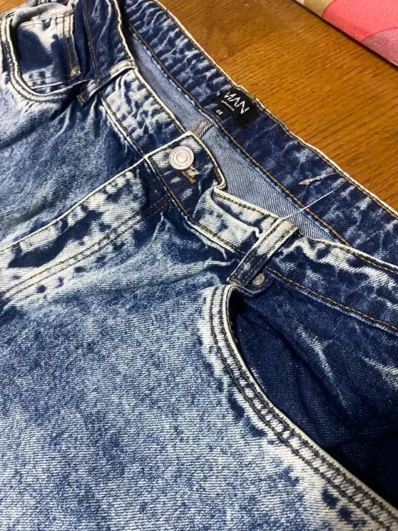 Jeans de mezclilla azul para hombre talla 44 - 2