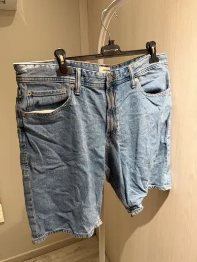 Shorts de mezclilla Jack & Jones para hombre - miniatura 1