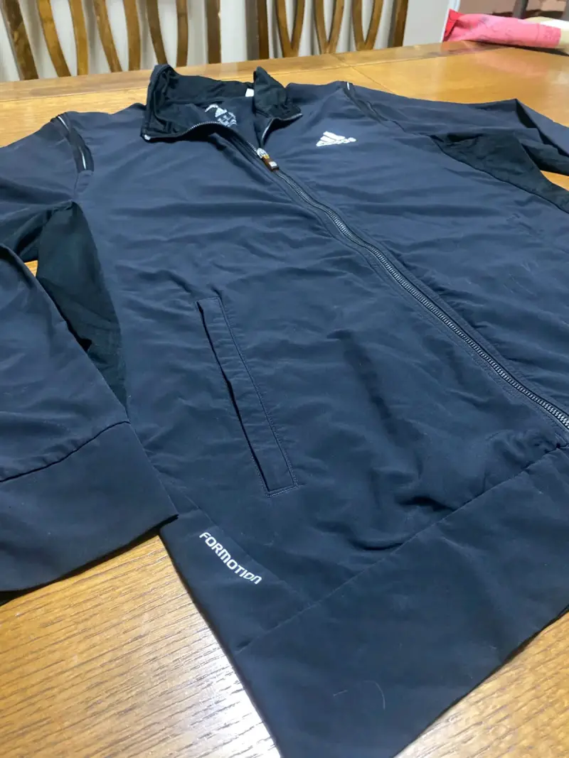 Chaqueta deportiva adidas talla M - 4