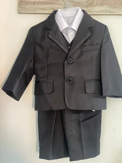 Traje formal para niño color negro - miniatura 1