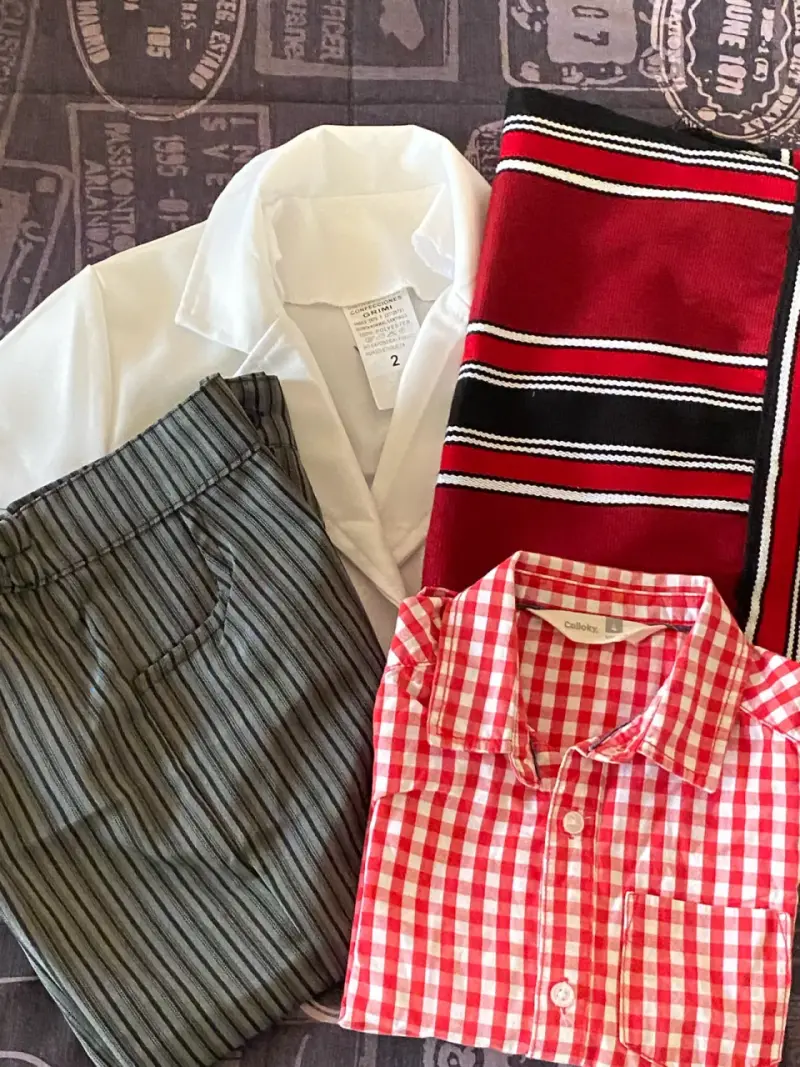 Traje típico chileno infantil con poncho - 2