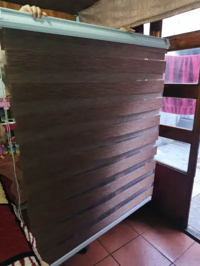 Persianas enrollables de madera 105x240 cm y 150x240 cm - miniatura 2